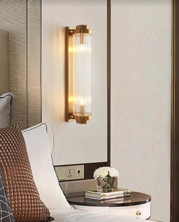 Uranus Wall Lamp in Glass | Modern Series